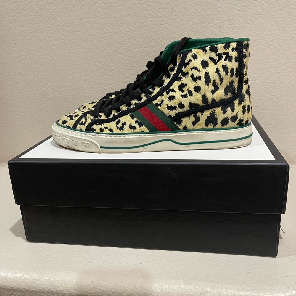Gucci shoes